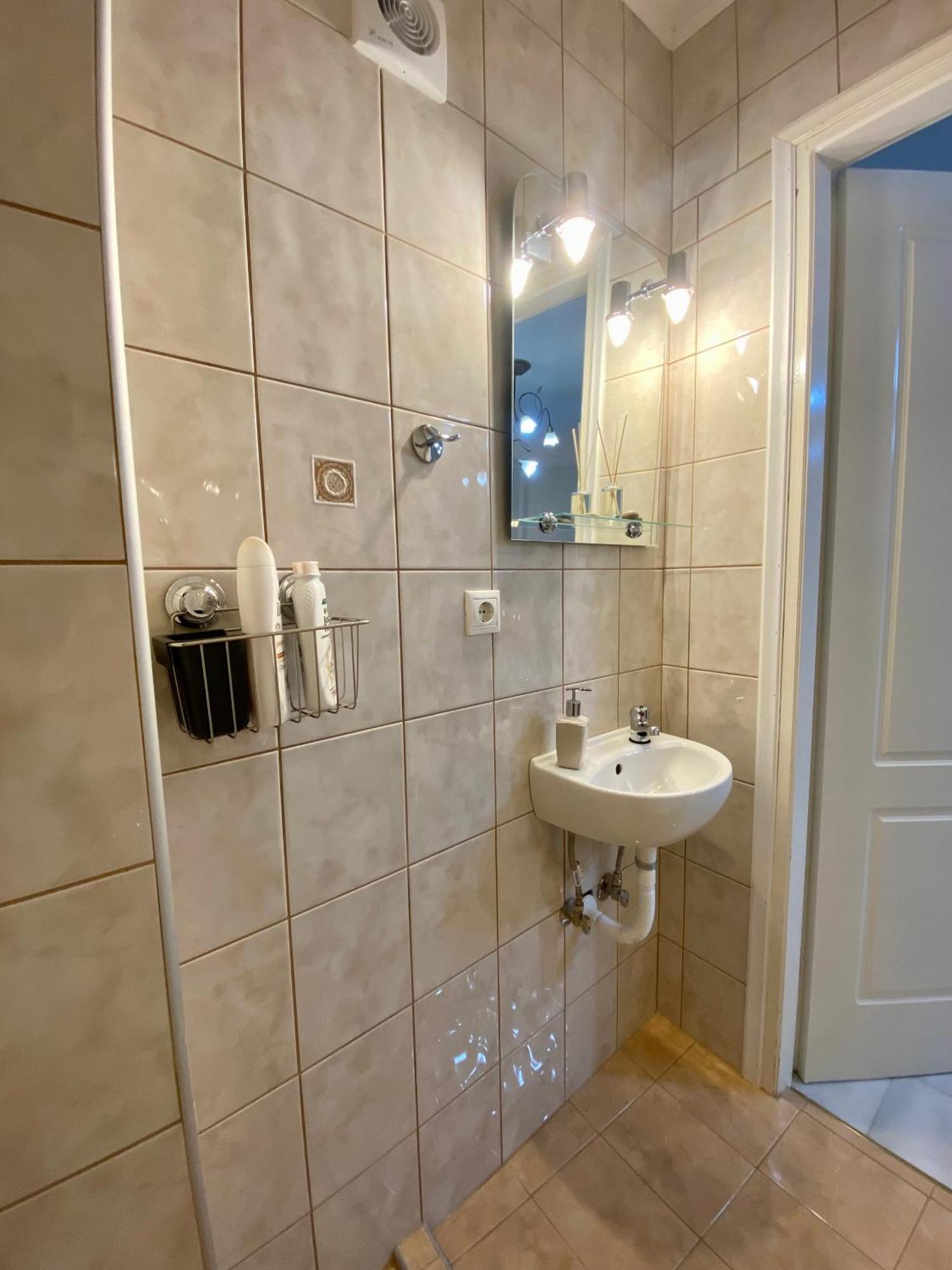 Nikos Apartment Спата Экстерьер фото